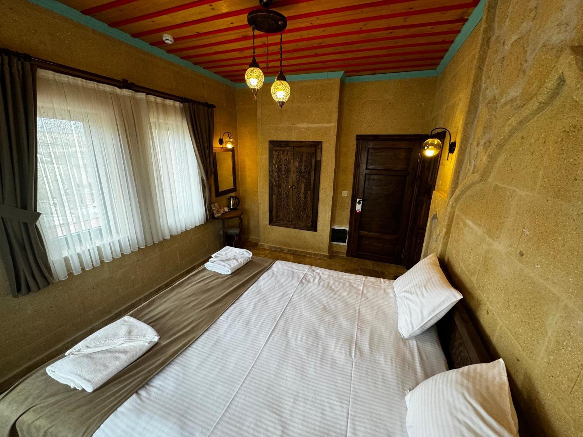Hotel Rustic Caves à Göreme Extérieur photo