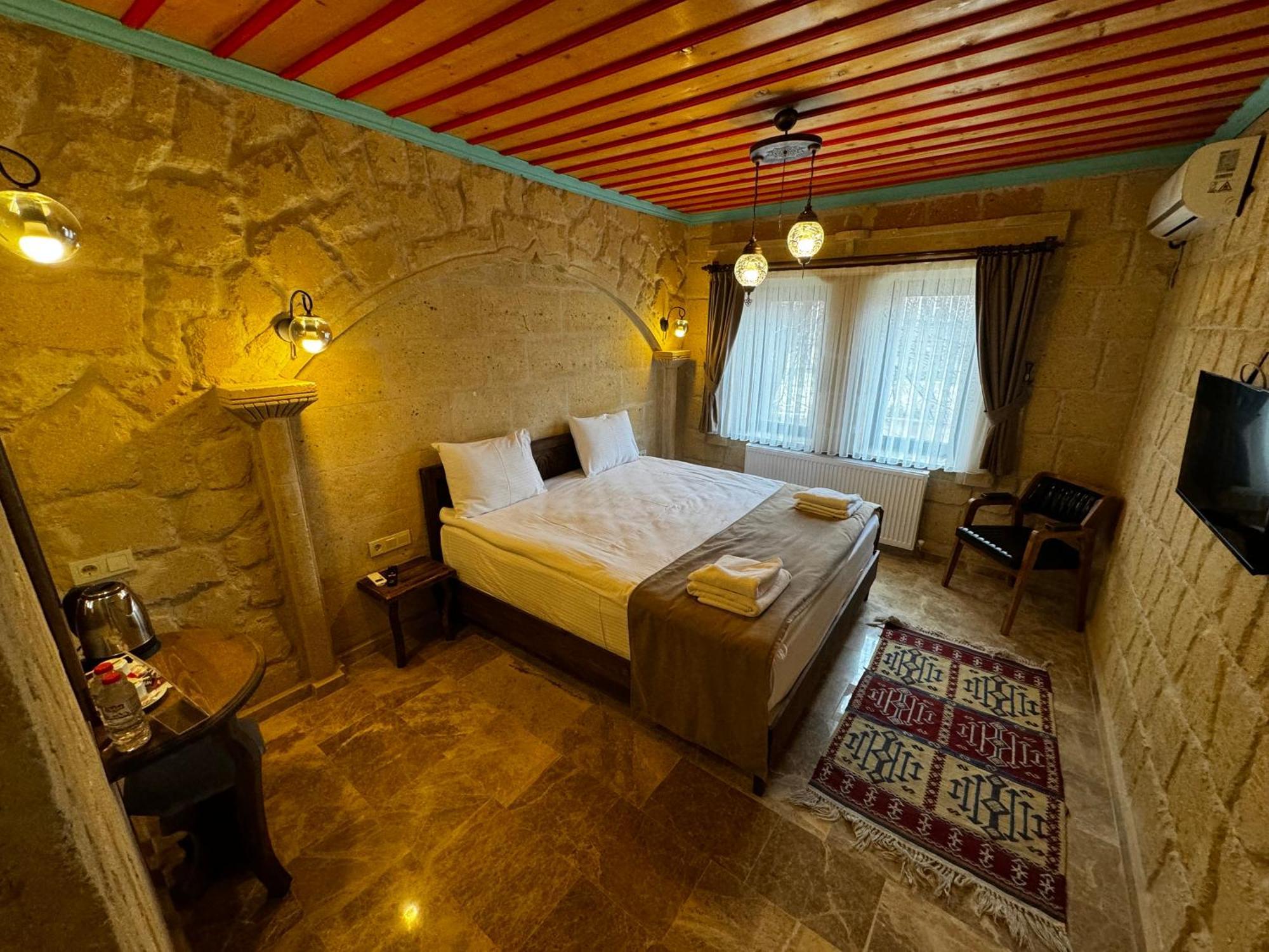 Hotel Rustic Caves à Göreme Extérieur photo