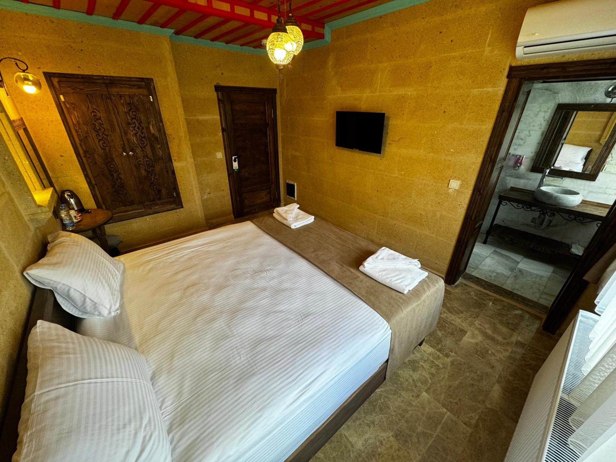 Hotel Rustic Caves à Göreme Extérieur photo